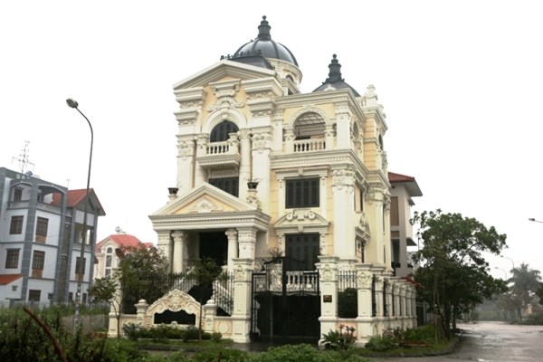 Hình ảnh Chiêm ngưỡng tòa lâu đài kiến trúc Pháp cổ gần 100 tỉ của đại gia đất Cảng số 3
