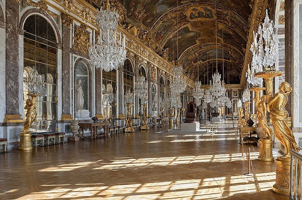 Cung điện Versailles, tiêu biểu cho nghệ thuật nước Pháp